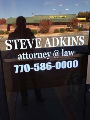 attorney for defending criminal case, Criminal Defense Lawyer in Suwanee, GA